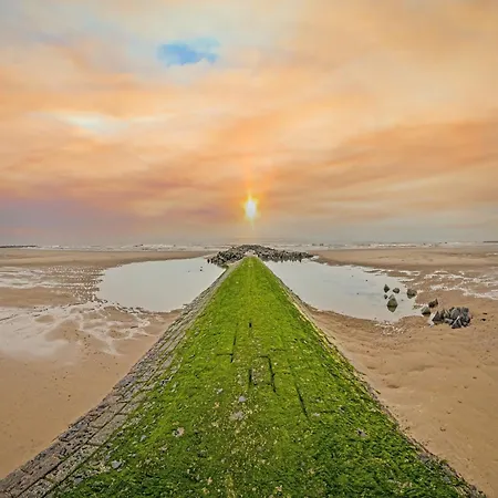 With A Fantastic Sea View Middelkerke