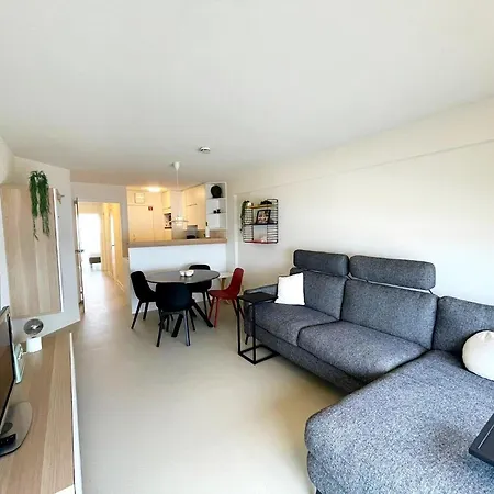 With A Fantastic Sea View Apartment